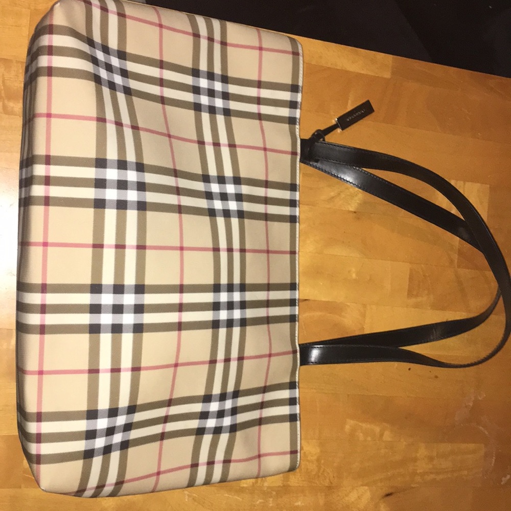Burberry tote